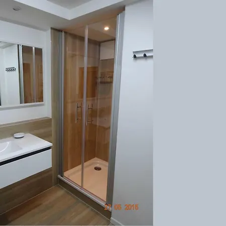 Lejlighed Cityferienwohnung - Mit Sauna Und Garten - Objekt 94475 Rostock